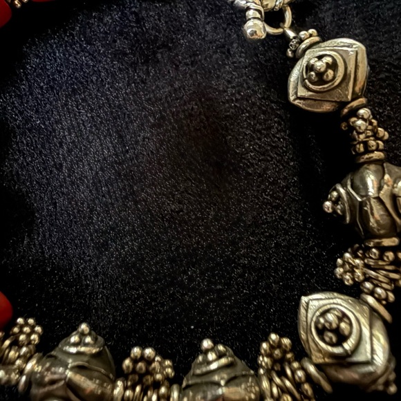 Wonderful Sterling Silver Coral Bird Toggle Bracelet - Picture 5 of 8